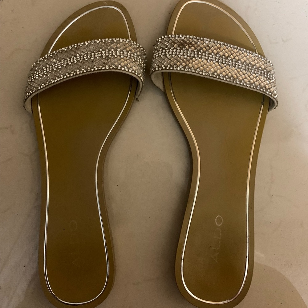 Steve Madden rhinestones sandals